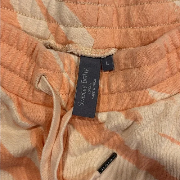 Sweaty Betty essential jogger- nectarine - Picture 2 of 7